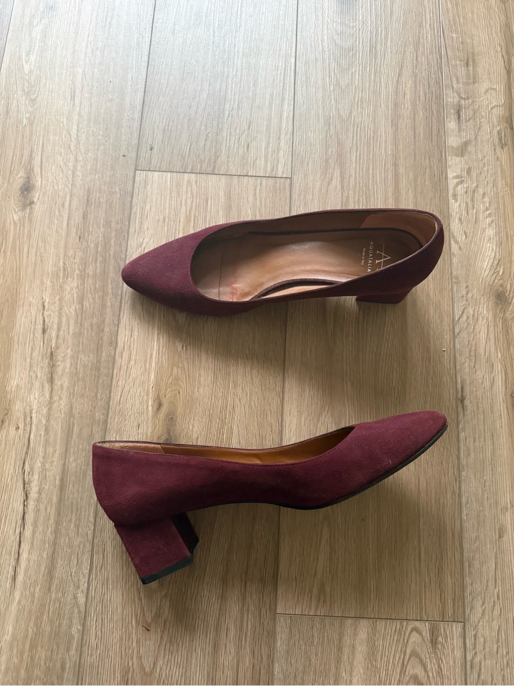 Aquatalia Women’s Burgundy Pointed Toe Low Block Heel Pumps